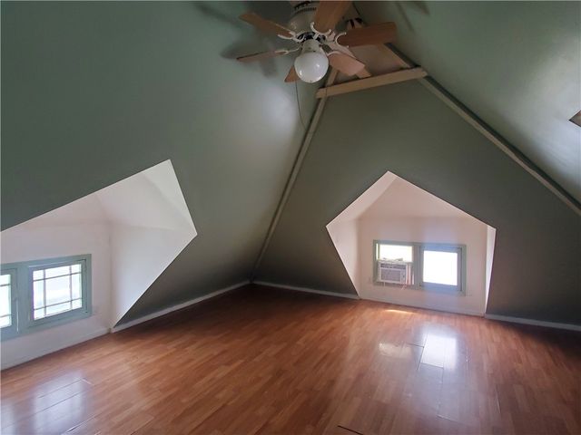 566 Lexington Avenue, Rochester, NY 14613