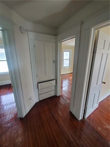 566 Lexington Avenue, Rochester, NY 14613