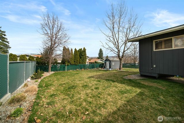 840 Crawford Ave, Wenatchee, WA 98801