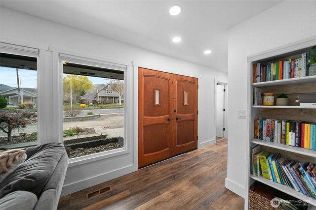 840 Crawford Ave, Wenatchee, WA 98801