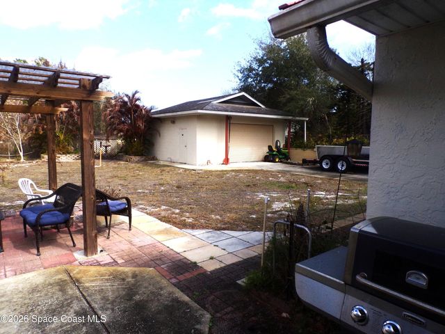 3950 Fooshe Avenue, Sebastian, FL 32976