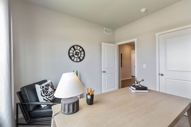 268 Snowdrop Lane, Elgin, IL 60124