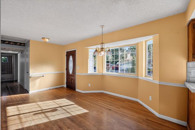 8260 E Granite Dr, Granite Bay, CA 95746