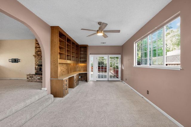 8260 E Granite Dr, Granite Bay, CA 95746