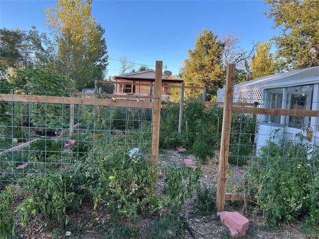 7525 E 82nd Ave, Commerce City, CO 80022