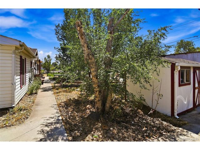 7525 E 82nd Ave, Commerce City, CO 80022