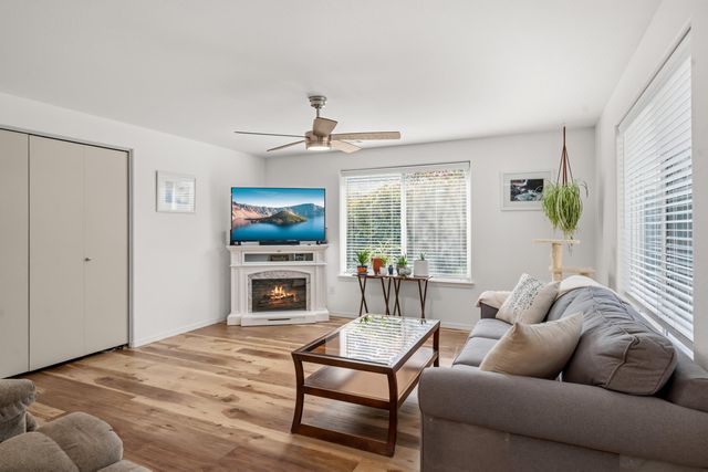 2128 Terrel Drive, Medford, OR 97501