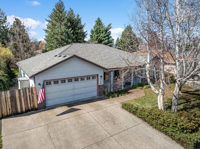 2128 Terrel Drive, Medford, OR 97501