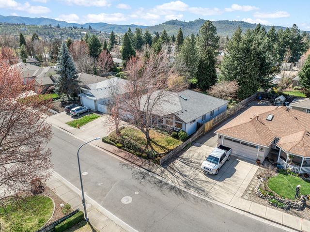 2128 Terrel Drive, Medford, OR 97501