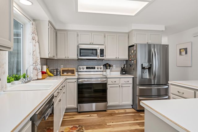 2128 Terrel Drive, Medford, OR 97501