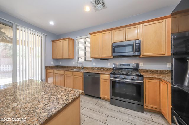 2262 W Night Air Lane, Tucson, AZ 85741