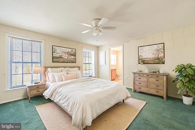 74 KNOLLWOOD DR, Mays Landing, NJ 08330