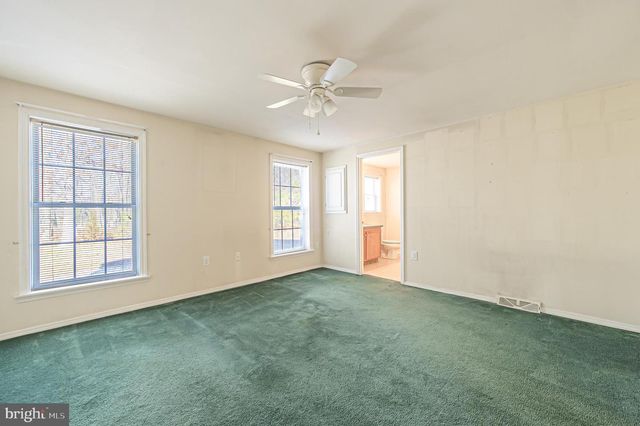 74 KNOLLWOOD DR, Mays Landing, NJ 08330