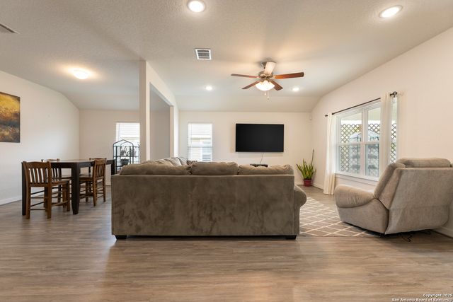 3956 Legend Meadows, New Braunfels, TX 78130