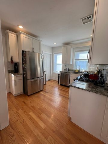 474 Albemarle Rd 2, Newton, MA 02460