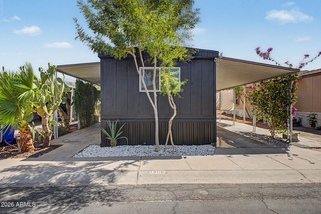 1309 W Kachina Trail, Phoenix, AZ 85041 — exterior