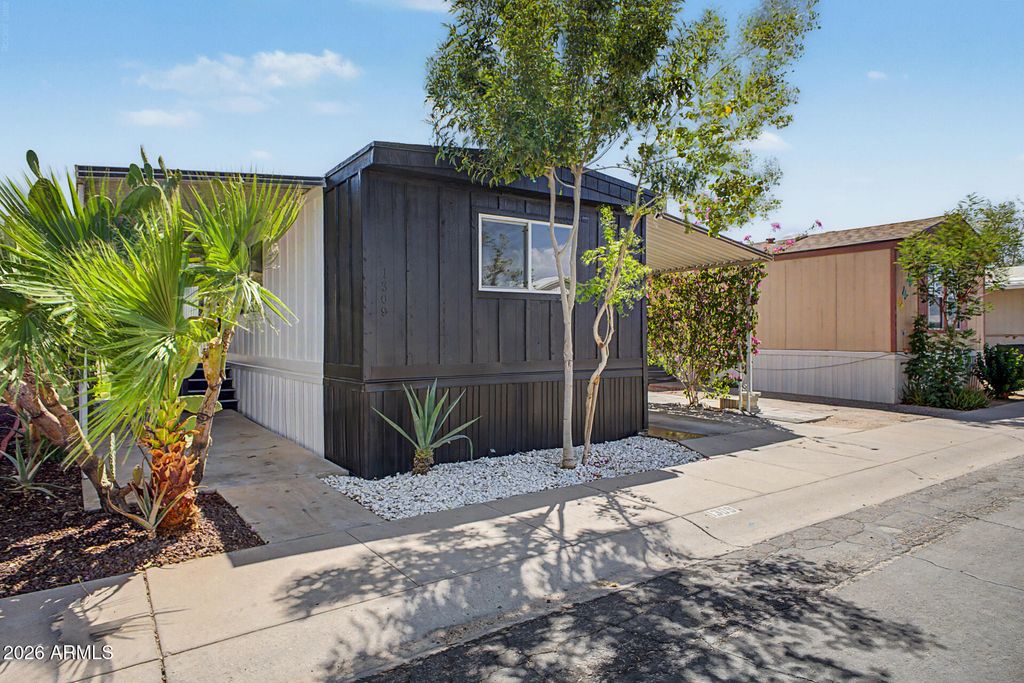 1309 W Kachina Trail, Phoenix, AZ 85041 — photo 2