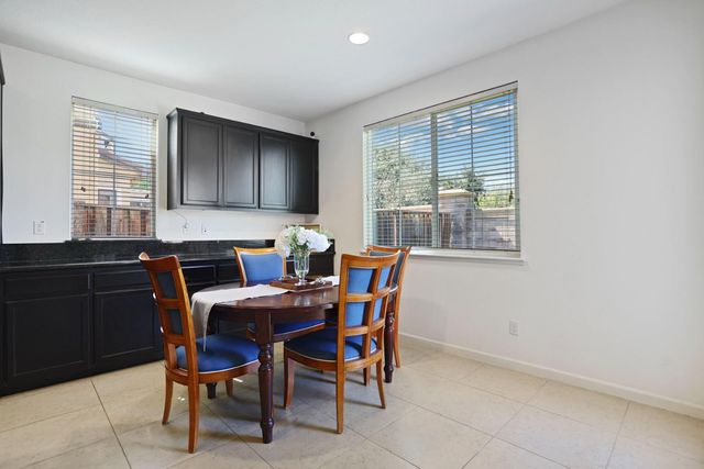 421 W Cupertino Ave, Mountain House, CA 95391