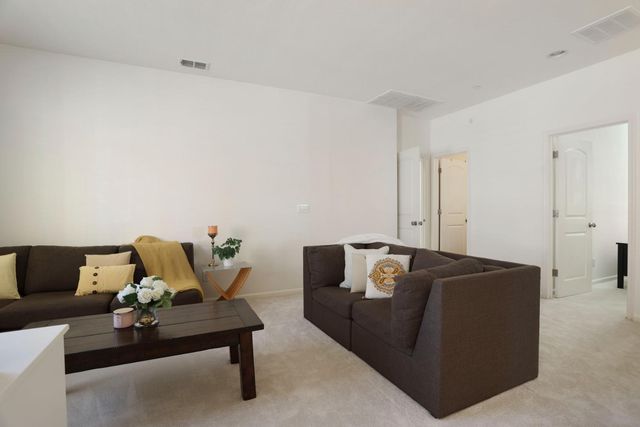 421 W Cupertino Ave, Mountain House, CA 95391