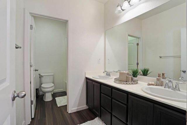 421 W Cupertino Ave, Mountain House, CA 95391