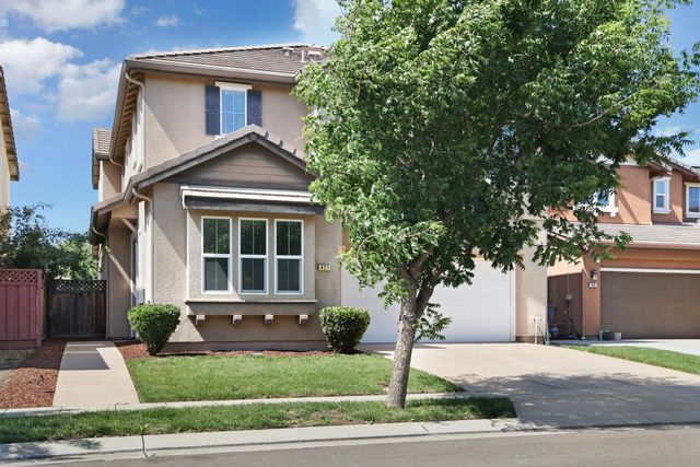 421 W Cupertino Ave, Mountain House, CA 95391