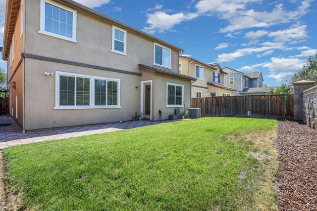 421 W Cupertino Ave, Mountain House, CA 95391