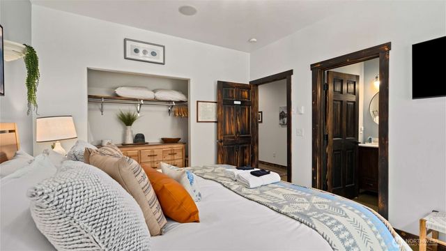 8816 Derby Canyon Road, Peshastin, WA 98847