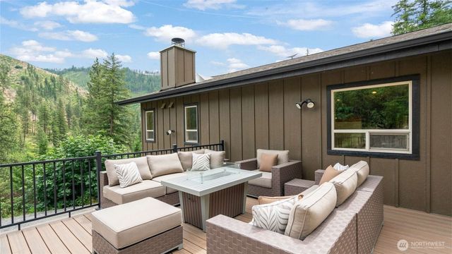 8816 Derby Canyon Road, Peshastin, WA 98847