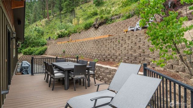 8816 Derby Canyon Road, Peshastin, WA 98847