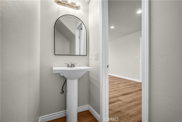 2535 California Avenue 1, Signal Hill, CA 90755