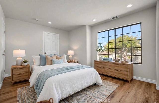 2535 California Avenue 1, Signal Hill, CA 90755