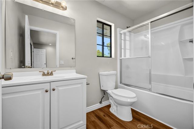 2535 California Avenue 1, Signal Hill, CA 90755