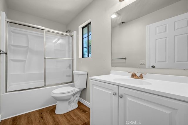 2535 California Avenue 1, Signal Hill, CA 90755
