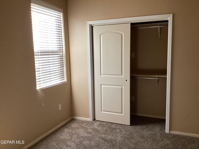 5511 GROVE Drive, Sunland Park, NM 88063