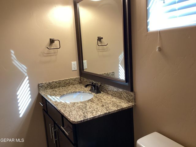 5511 GROVE Drive, Sunland Park, NM 88063