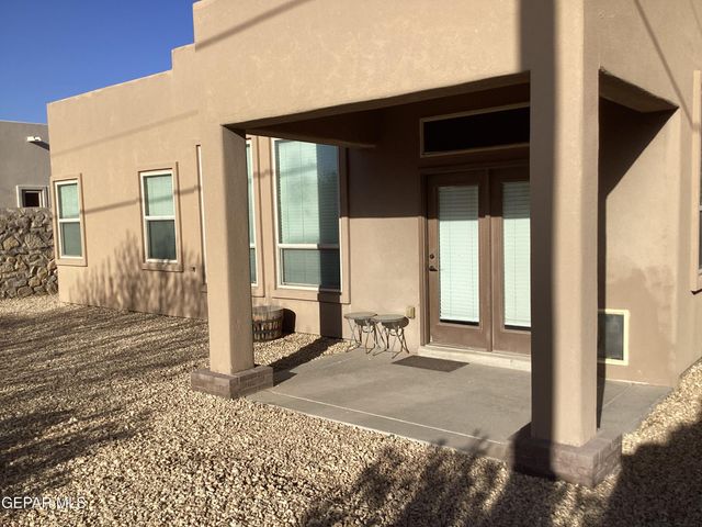 5511 GROVE Drive, Sunland Park, NM 88063