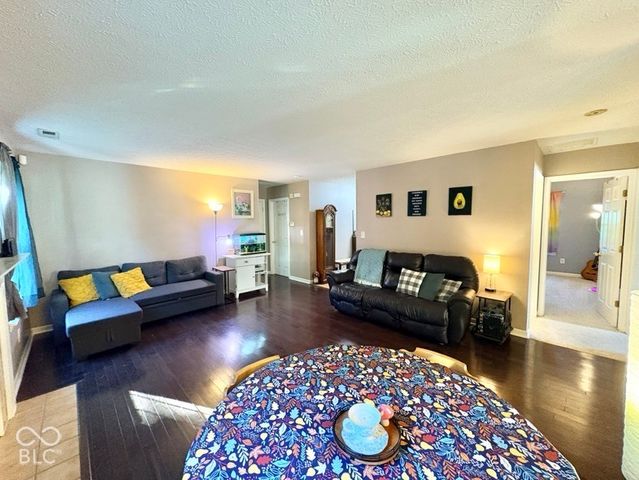 1919 Abbey Lane, Danville, IN 46122