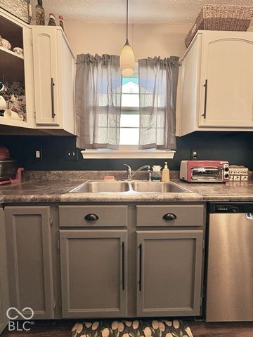 1919 Abbey Lane, Danville, IN 46122