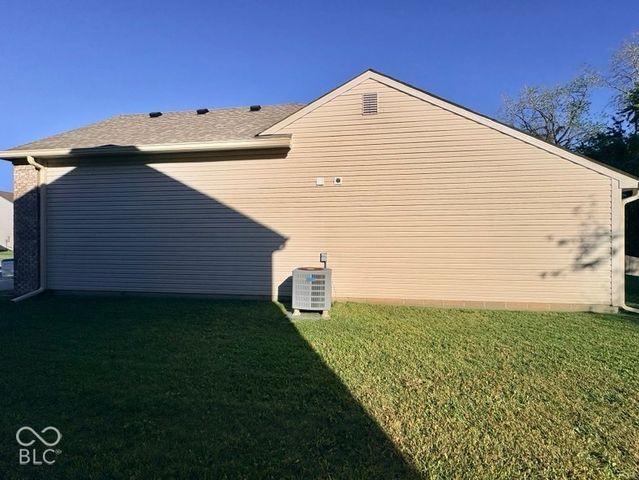 1919 Abbey Lane, Danville, IN 46122