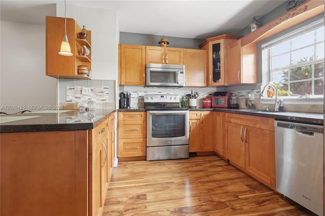 2321 SW 81st Terrace 5, North Lauderdale, FL 33068