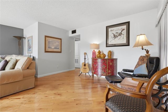 2321 SW 81st Terrace 5, North Lauderdale, FL 33068