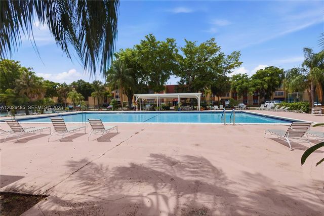 2321 SW 81st Terrace 5, North Lauderdale, FL 33068