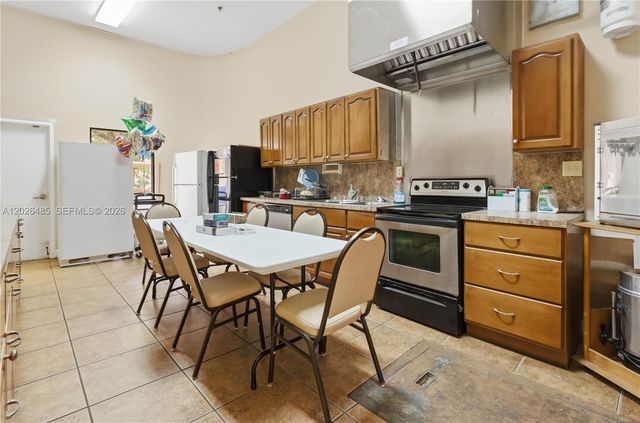 2321 SW 81st Terrace 5, North Lauderdale, FL 33068