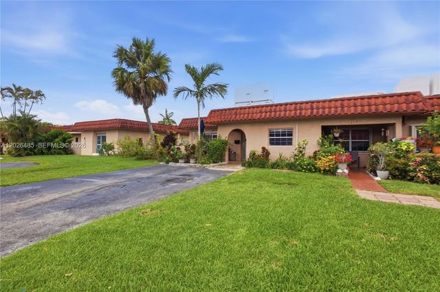 2321 SW 81st Terrace 5, North Lauderdale, FL 33068