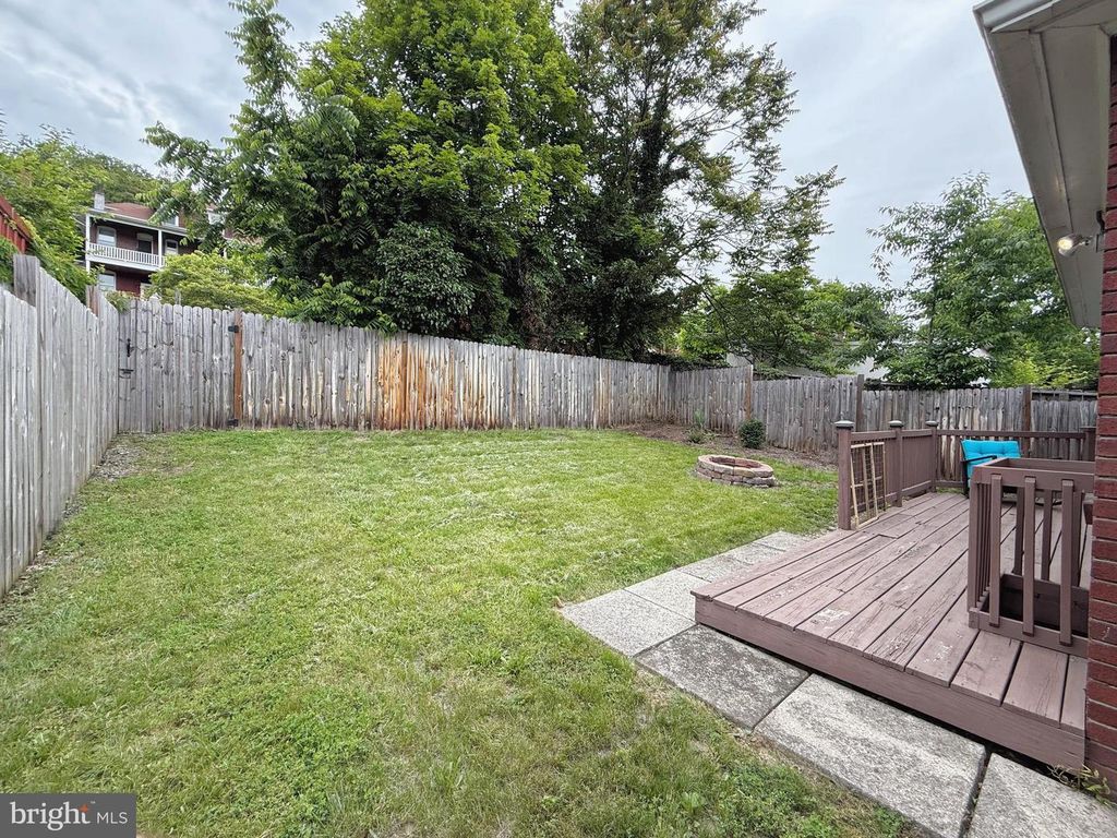 712 LINCOLN ST, Cumberland, MD 21502
