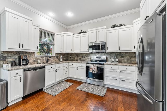 79 Ingleborough Drive, Bella Vista, AR 72715