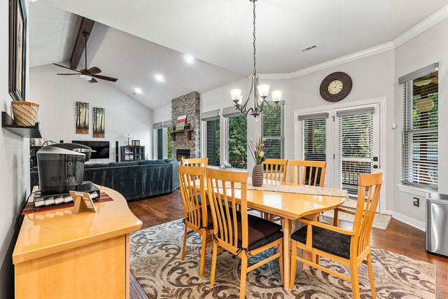 79 Ingleborough Drive, Bella Vista, AR 72715