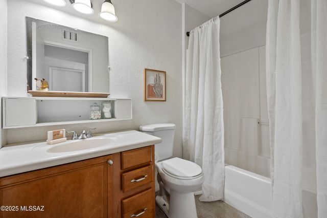 1136 S 7th Avenue, Tucson, AZ 85701