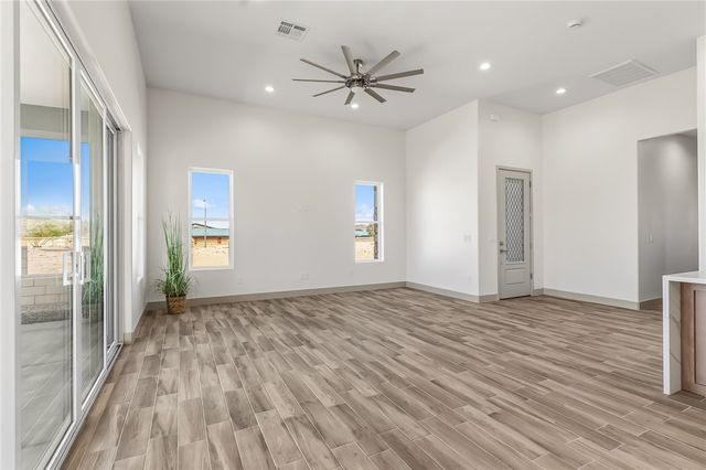 951 Athens Court, Bullhead City, AZ 86429