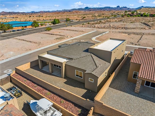 951 Athens Court, Bullhead City, AZ 86429